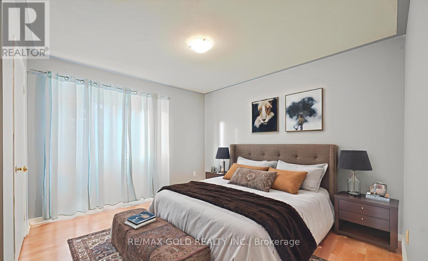 73 Chipmunk Crescent, Brampton, Ontario  L6R 1B4 - Photo 15 - W12741646