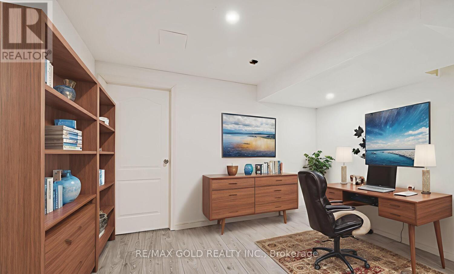 73 Chipmunk Crescent, Brampton, Ontario  L6R 1B4 - Photo 18 - W12741646