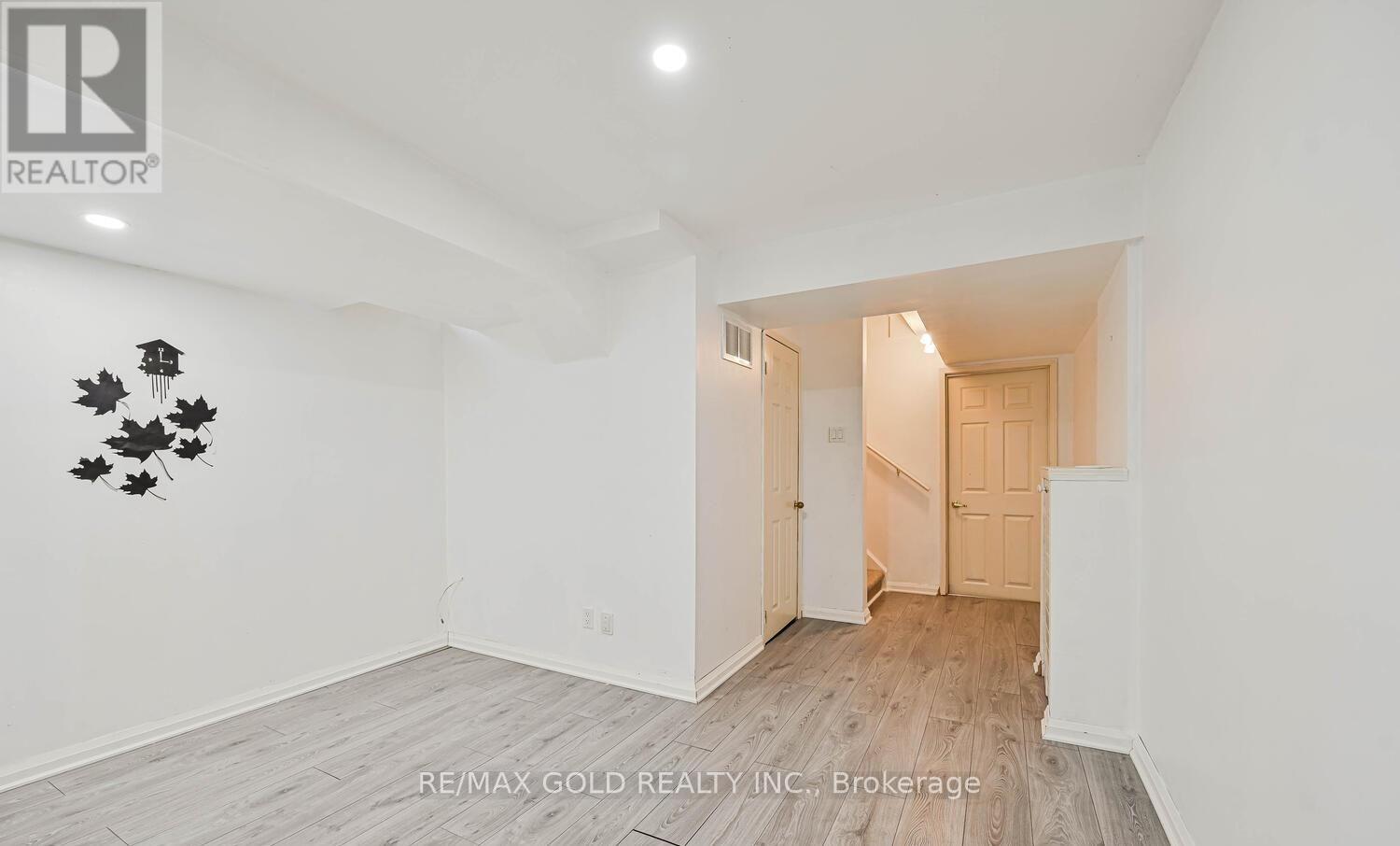 73 Chipmunk Crescent, Brampton, Ontario  L6R 1B4 - Photo 19 - W12741646