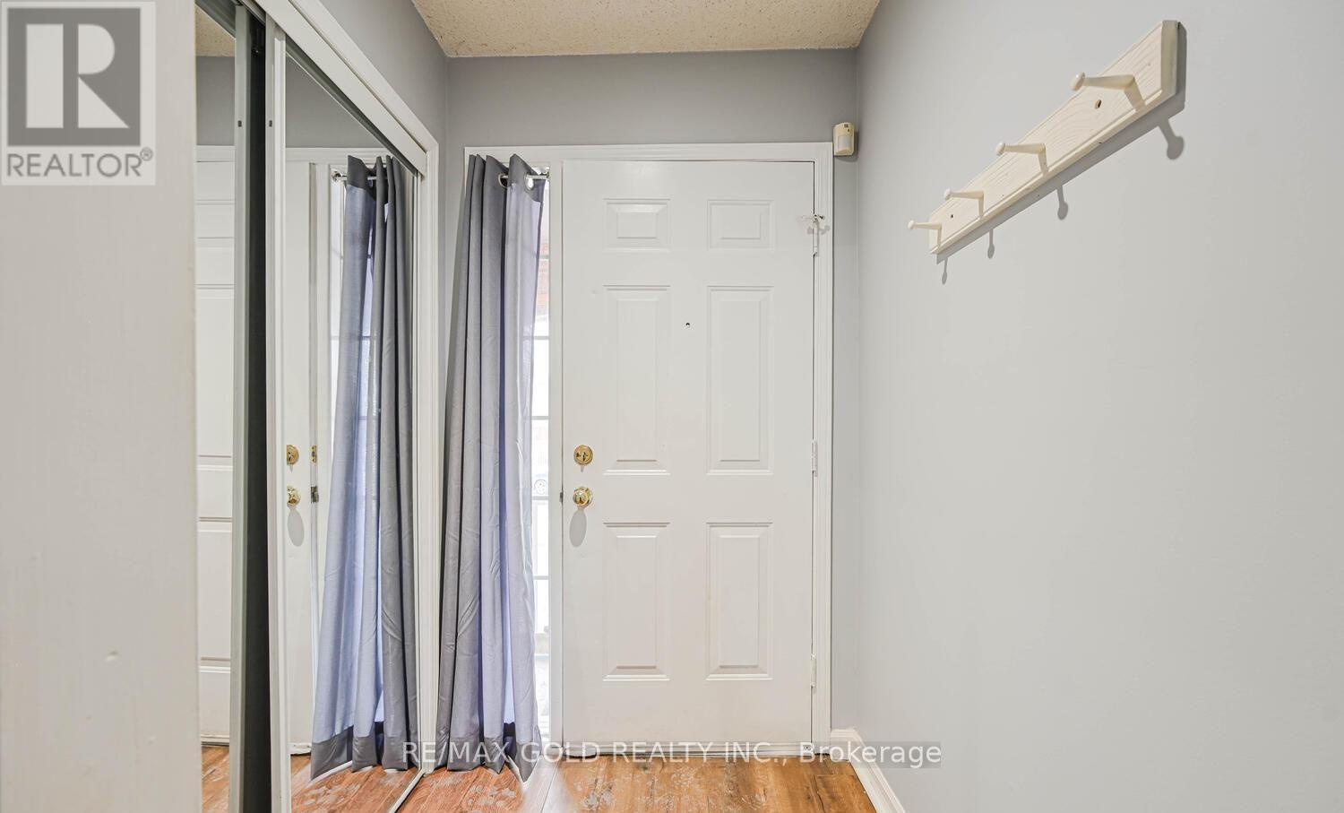 73 Chipmunk Crescent, Brampton, Ontario  L6R 1B4 - Photo 28 - W12741646