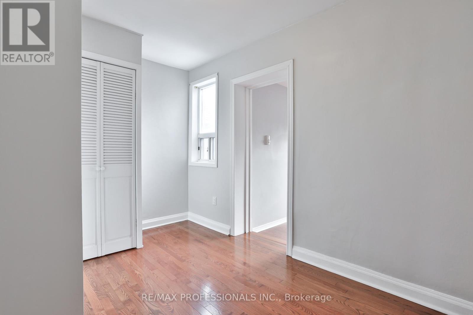 77 Fern Avenue, Toronto, Ontario  M6R 1K2 - Photo 16 - W12741688