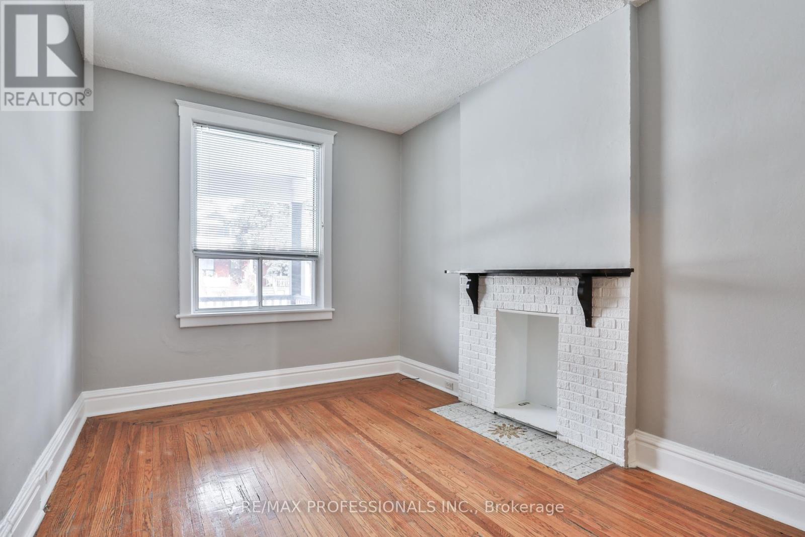 77 Fern Avenue, Toronto, Ontario  M6R 1K2 - Photo 3 - W12741688