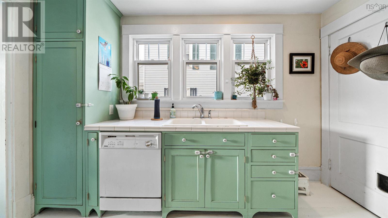 90 Brunswick Street, Truro, Nova Scotia  B2N 2G9 - Photo 8 - 202601614