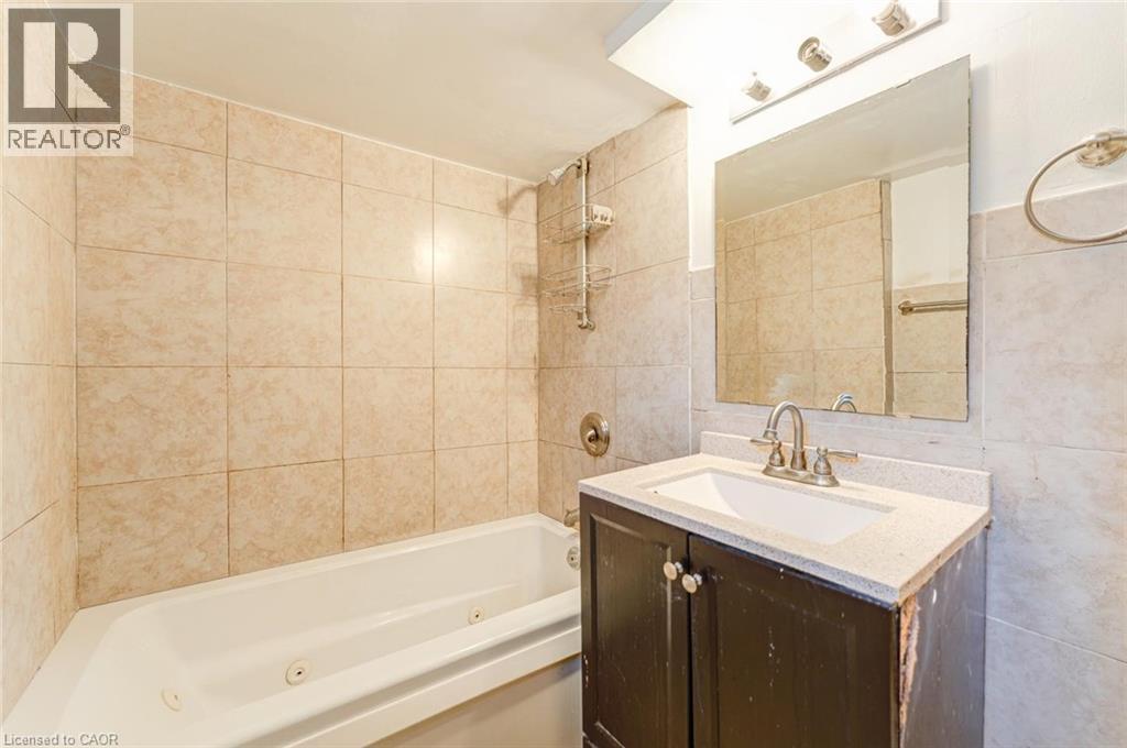 33 Elfreda Boulevard, Scarborough, Ontario  M1L 4L5 - Photo 25 - 40799873