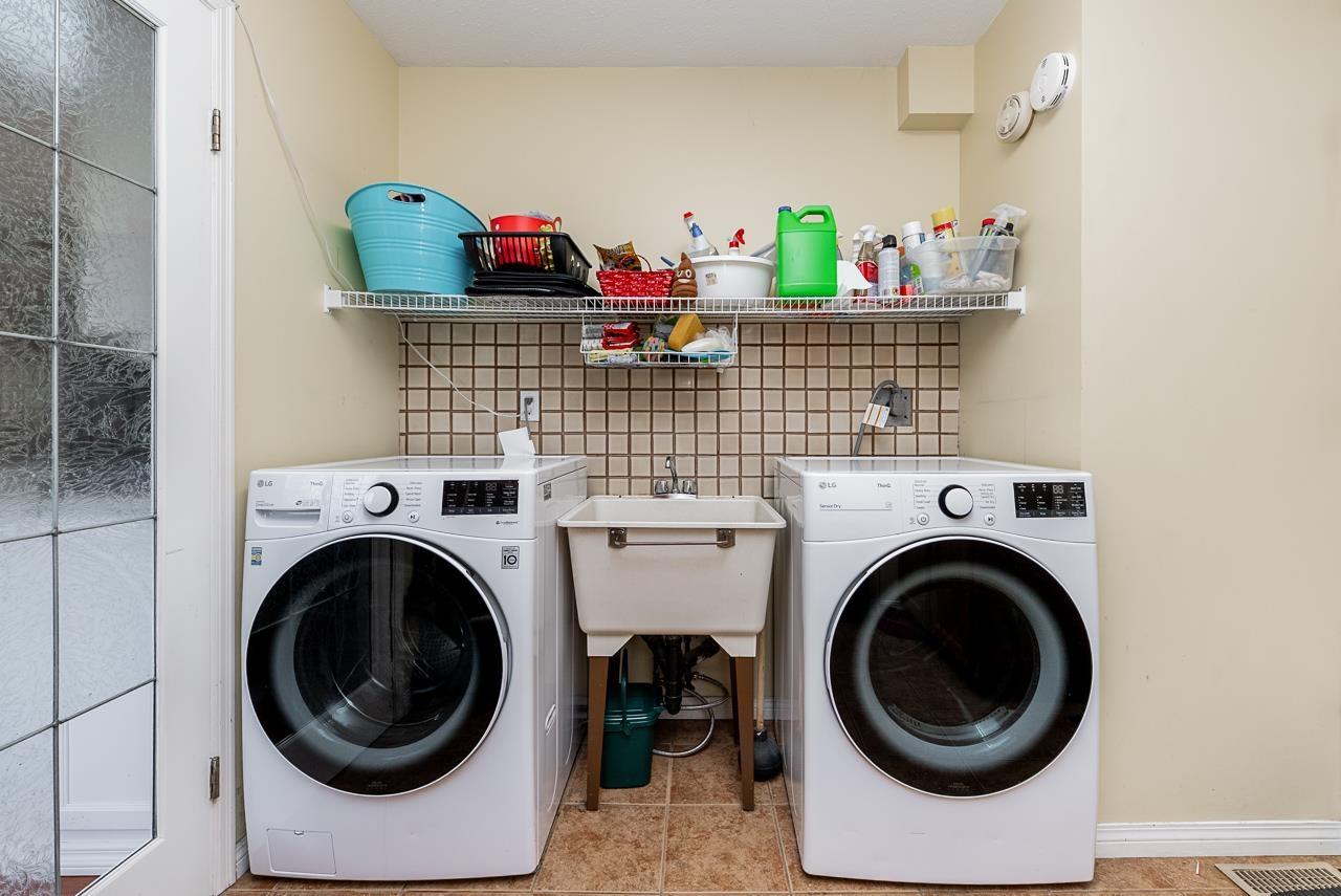 5690 W Sunrise Crescent, Surrey, British Columbia V3S 7M4 - Photo 14 - R3084505