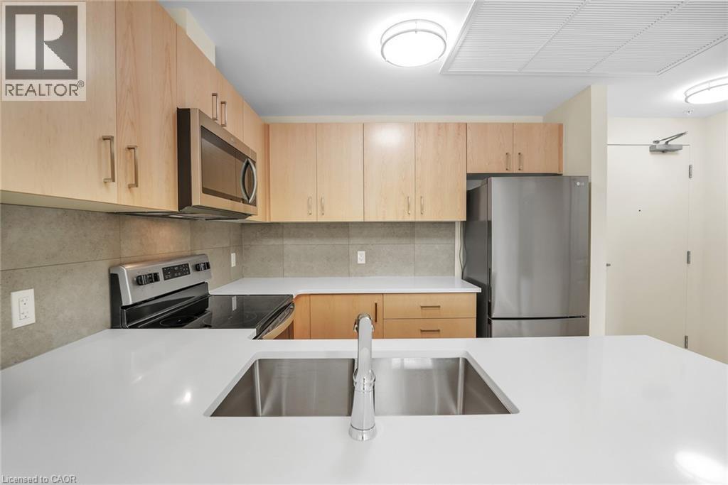 301 Westmount Road W Unit# 320, Kitchener, Ontario  N2M 5M9 - Photo 3 - 40801272