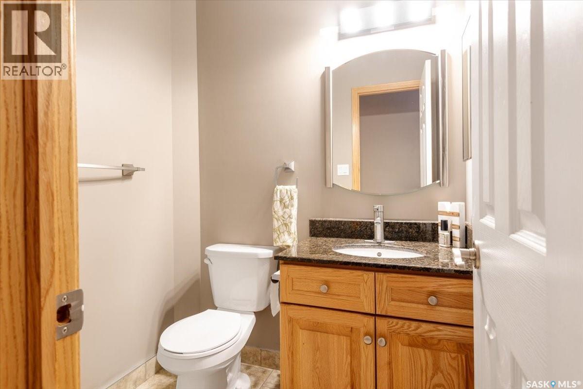 2916 Wimbledon Drive, Regina, Saskatchewan  S4V 2Y2 - Photo 11 - SK027649