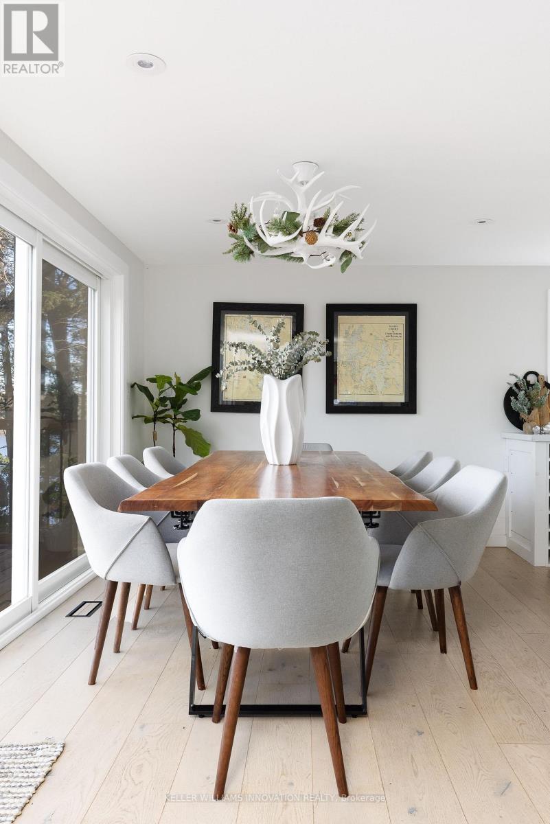 2872 Muskoka Road 118 W, Muskoka Lakes, Ontario  P0B 1J0 - Photo 22 - X12741614