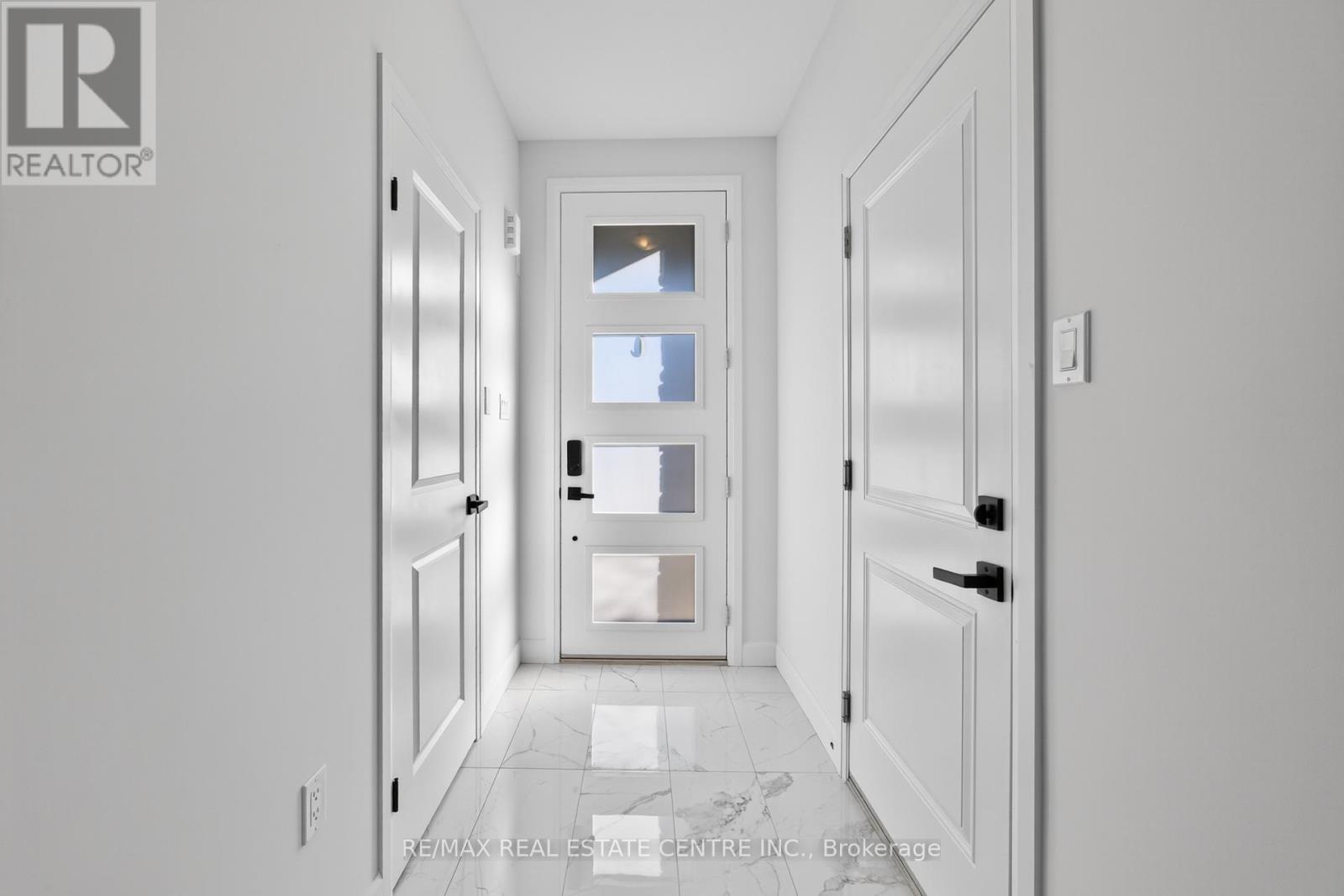 47 Bensley Lane, Hamilton, Ontario  L9C 0E7 - Photo 6 - X12741682