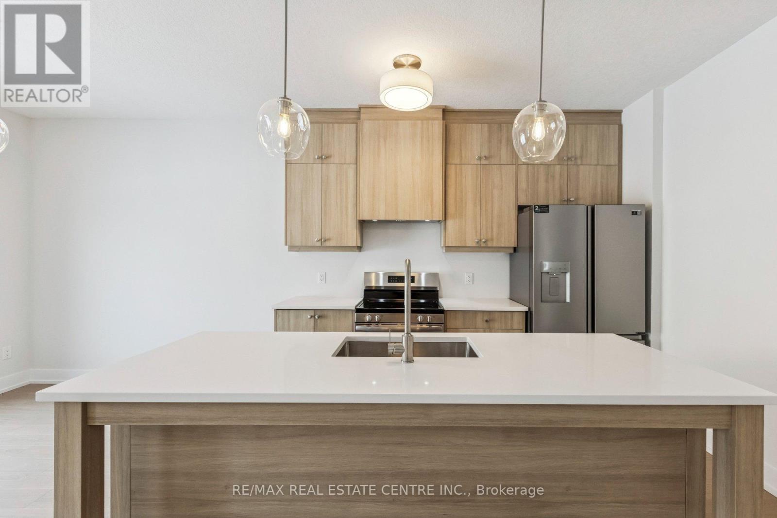 123 Maple Street, Mapleton, Ontario  N0G 1P0 - Photo 11 - X12741692