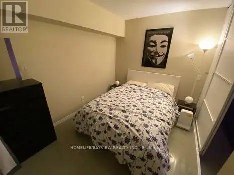 2013 - 7 Bishop Avenue, Toronto, Ontario  M2M 4J4 - Photo 13 - C12738362