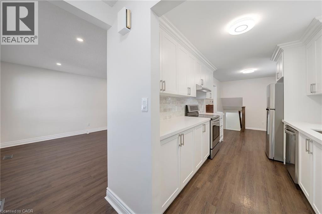 40 Linlake Drive, St. Catharines, Ontario  L2N 2M3 - Photo 3 - 40799331