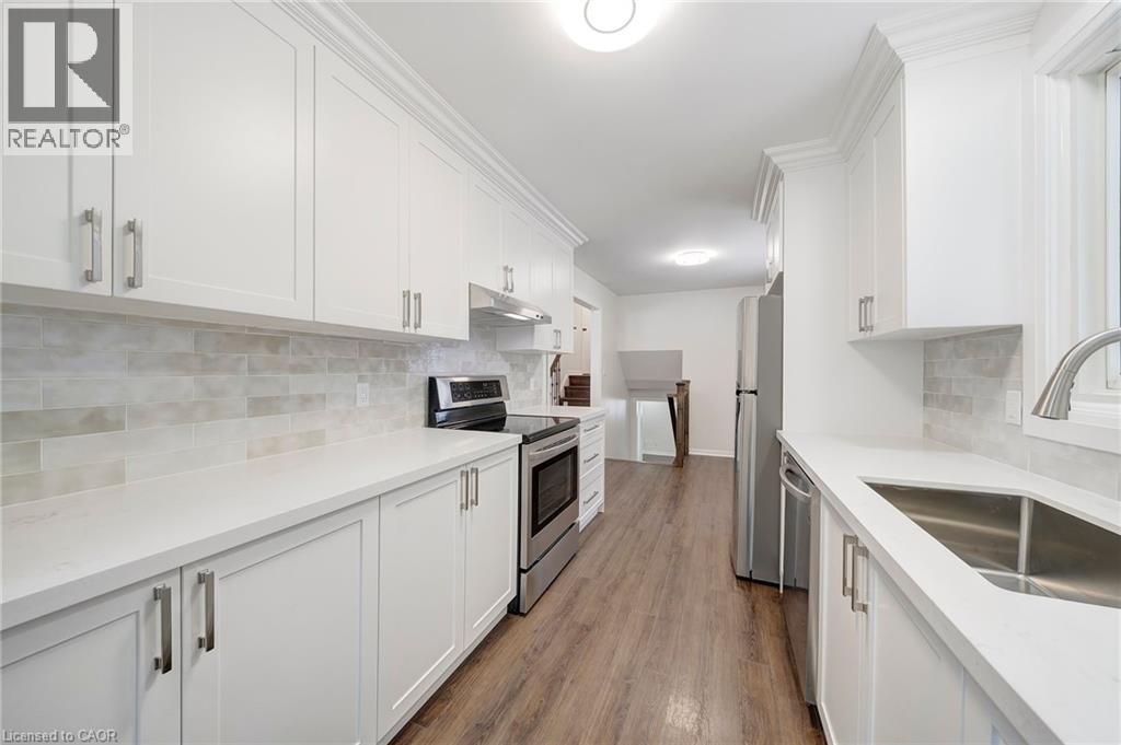 40 Linlake Drive, St. Catharines, Ontario  L2N 2M3 - Photo 4 - 40799331