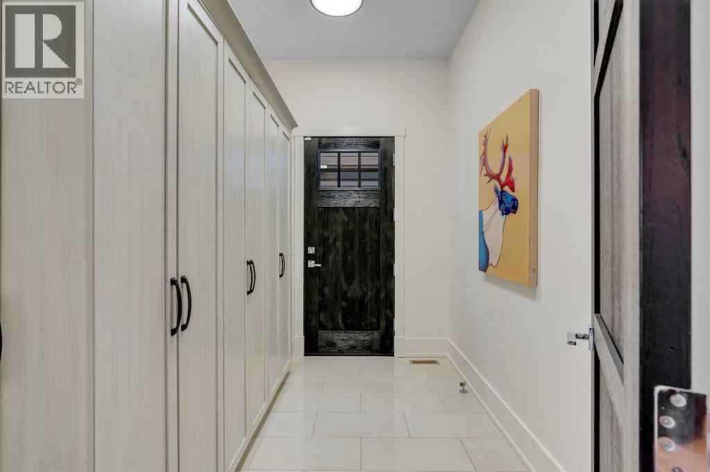 5852 Bowwater Crescent Nw, Calgary, Alberta  T3B 2E2 - Photo 19 - A2279508