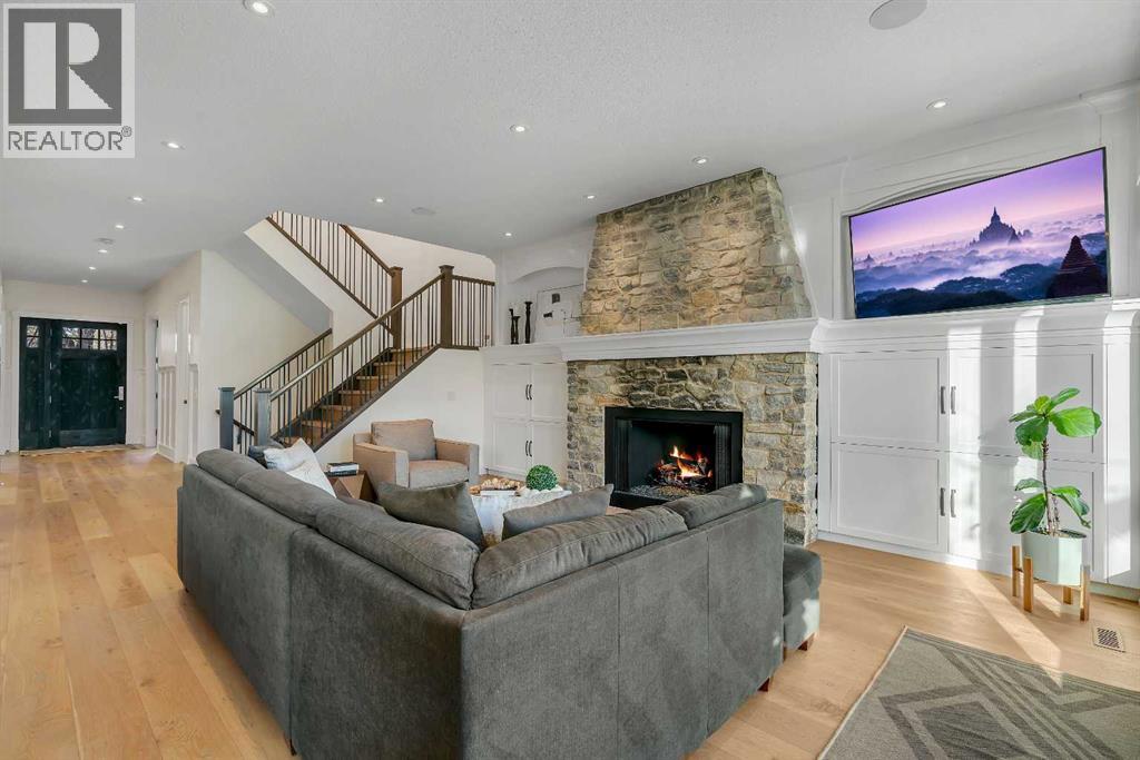 5852 Bowwater Crescent Nw, Calgary, Alberta  T3B 2E2 - Photo 10 - A2279508