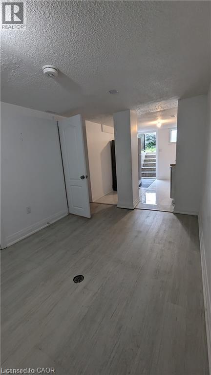 525 Britannia Avenue, Hamilton, Ontario  L8L 1W7 - Photo 28 - 40800855