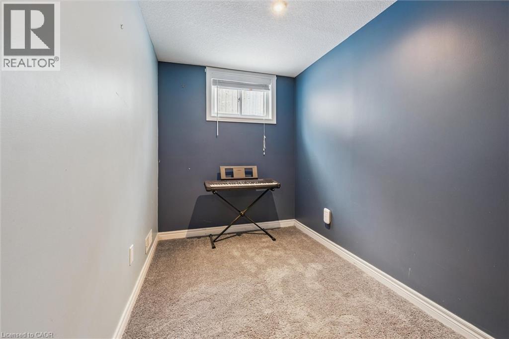 98 Peachtree Crescent, Cambridge, Ontario  N1S 4W3 - Photo 33 - 40800879