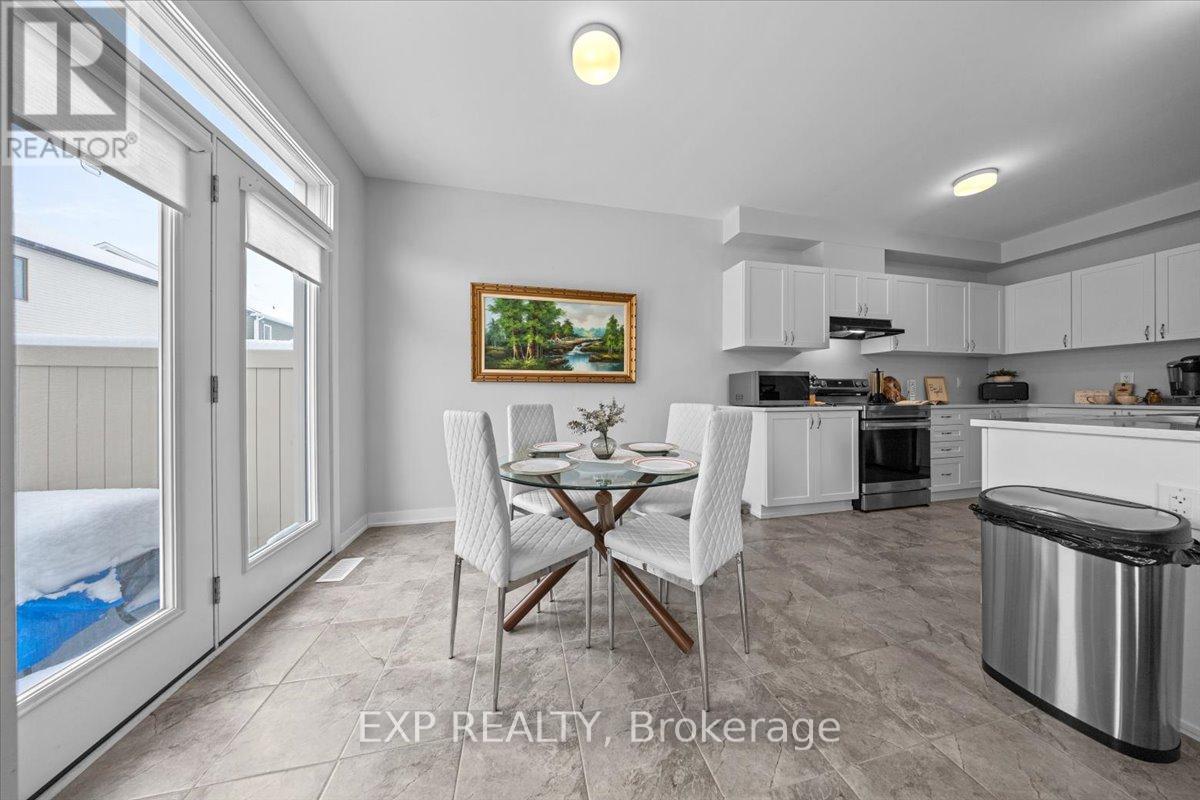 307 - 686 Quilter Row, Ottawa, Ontario  K0A 2Z0 - Photo 11 - X12741834