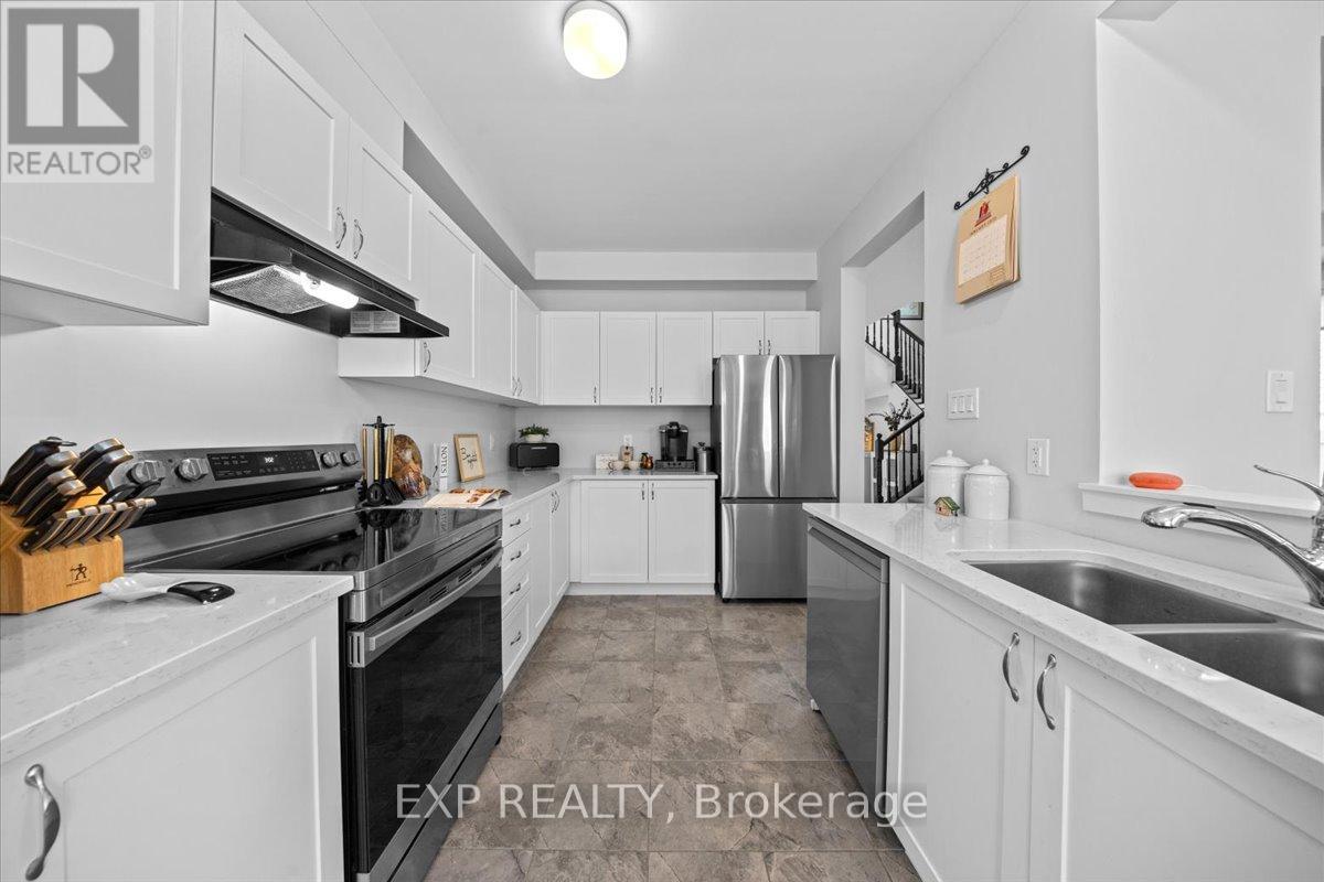 307 - 686 Quilter Row, Ottawa, Ontario  K0A 2Z0 - Photo 13 - X12741834