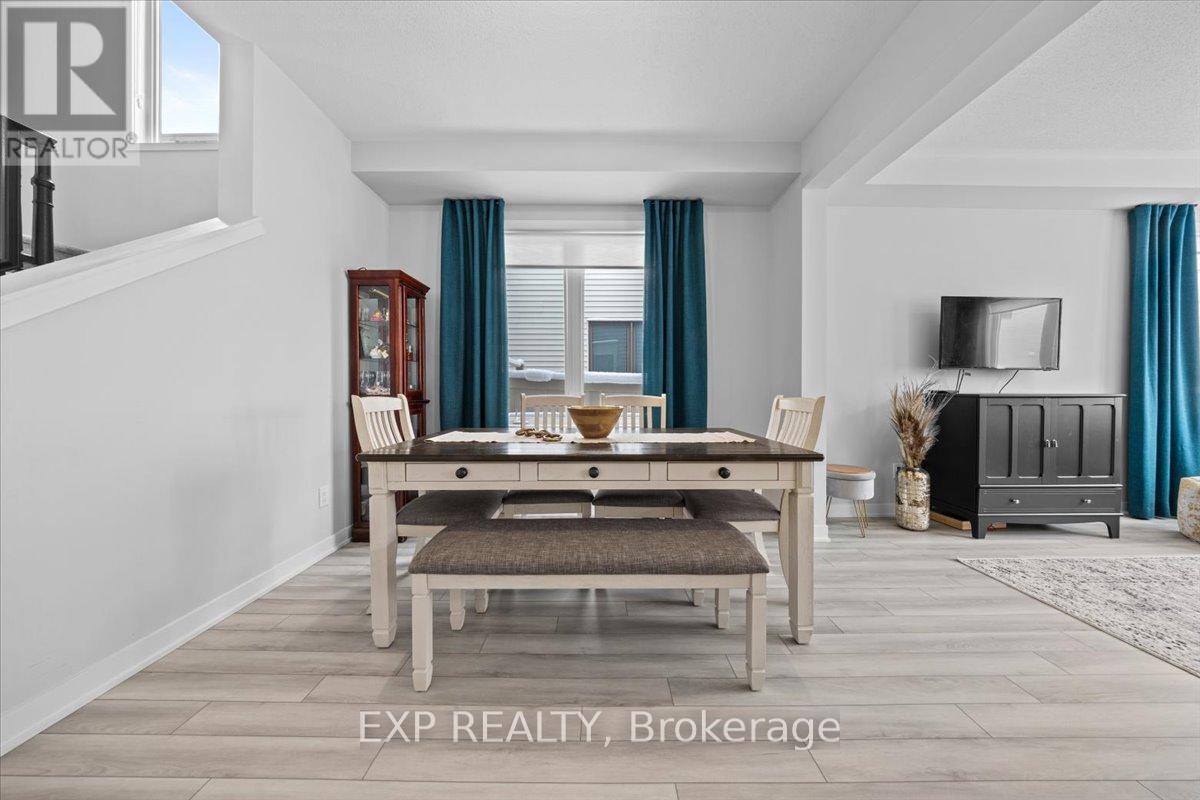 307 - 686 Quilter Row, Ottawa, Ontario  K0A 2Z0 - Photo 7 - X12741834