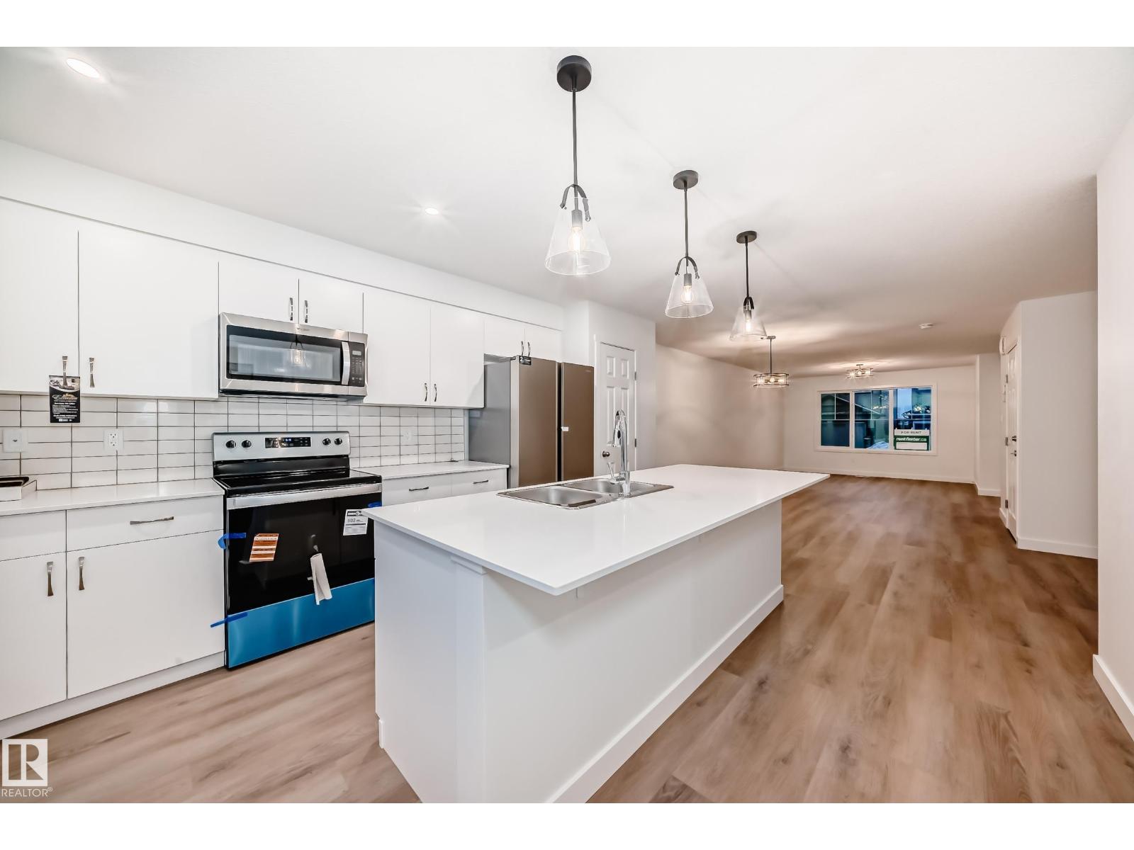 4615 177ave Nw, Edmonton, Alberta  T5Y 4B7 - Photo 8 - E4471574