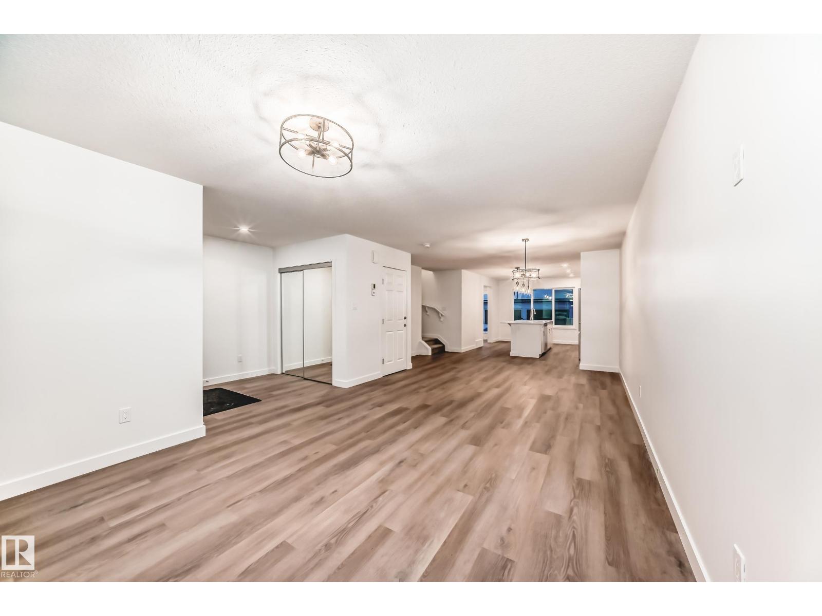 4615 177ave Nw, Edmonton, Alberta  T5Y 4B7 - Photo 9 - E4471574