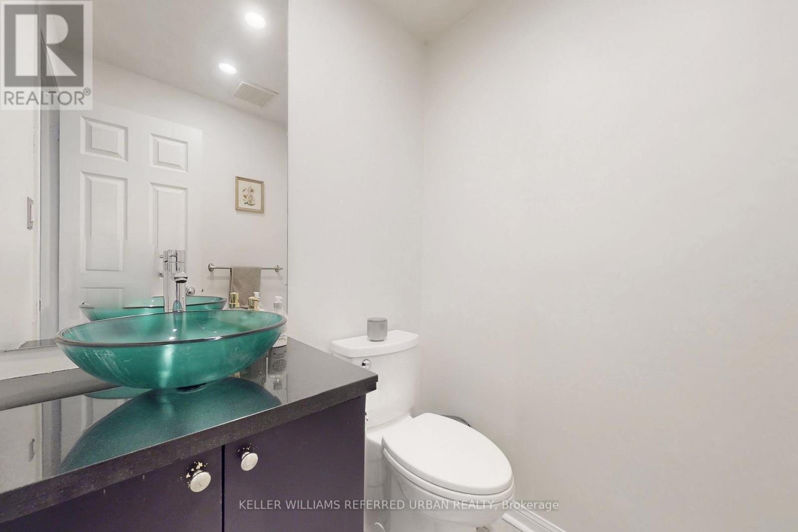 4a Portland Street, Toronto, Ontario  M5V 3N6 - Photo 20 - C12664100