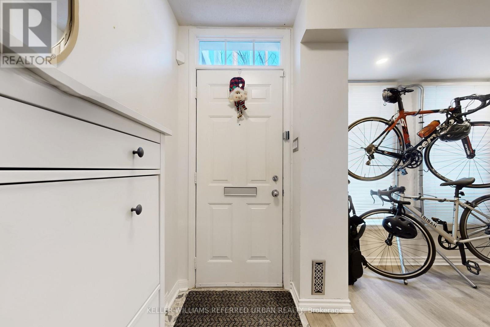 4a Portland Street, Toronto, Ontario  M5V 3N6 - Photo 34 - C12664100