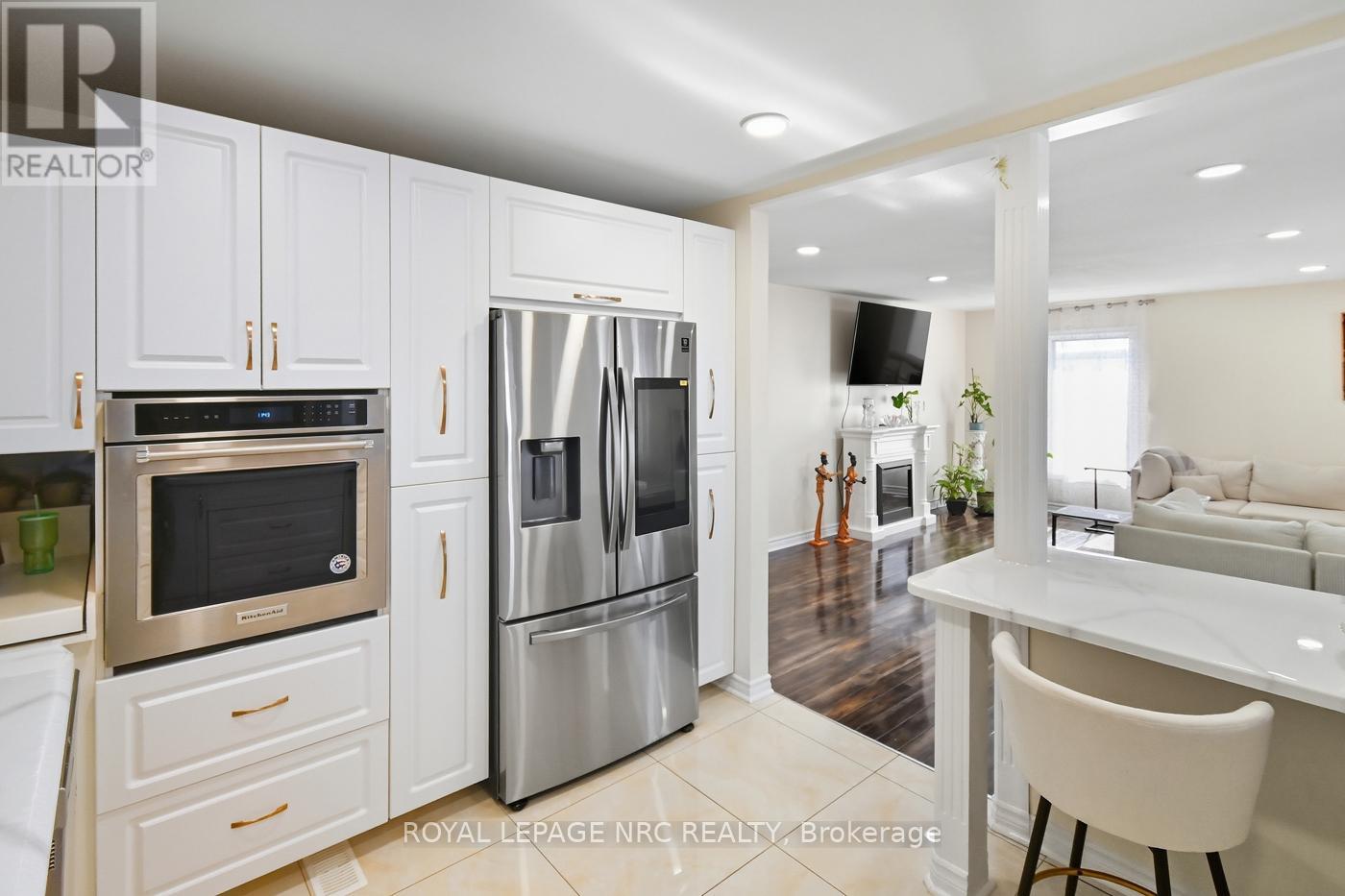 6384 Montrose Road, Niagara Falls, Ontario  L2H 1L6 - Photo 14 - X12741874