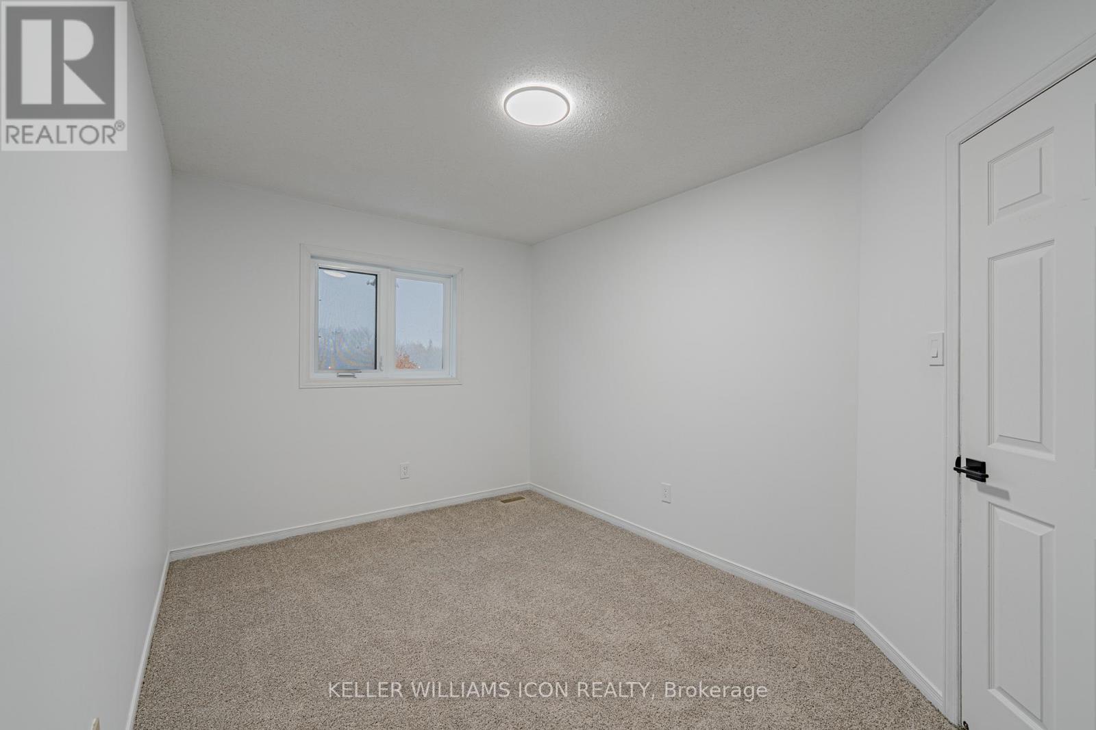 32 Ashpark Crescent, Ottawa, Ontario  K1T 3N8 - Photo 23 - X12741164