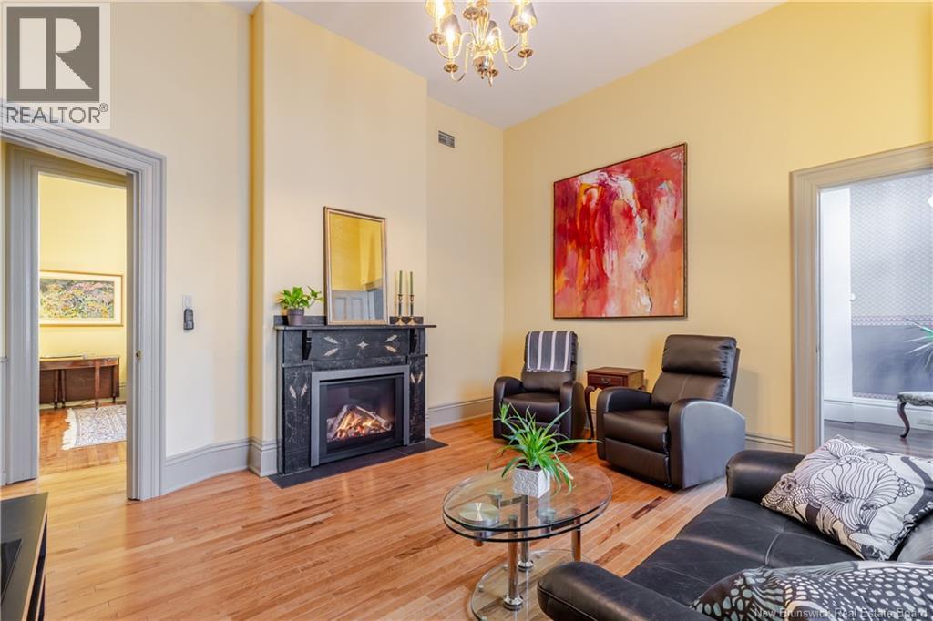 176 York Street, Fredericton, New Brunswick E3B 3N7 - Photo 13 - NB132163