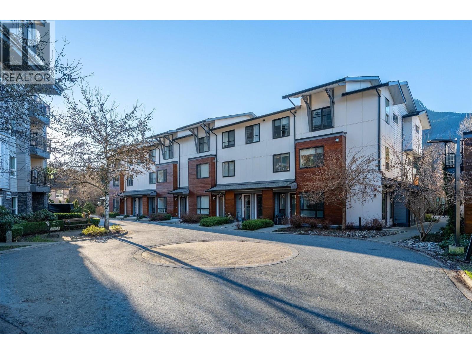 83 1188 Main Street, Squamish, British Columbia  V8B 0Z3 - Photo 3 - R3084834