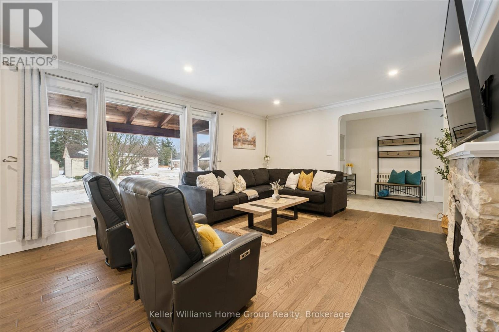 195 Forfar Street W, Centre Wellington (Fergus), Ontario  N1M 1B1 - Photo 8 - X12708702