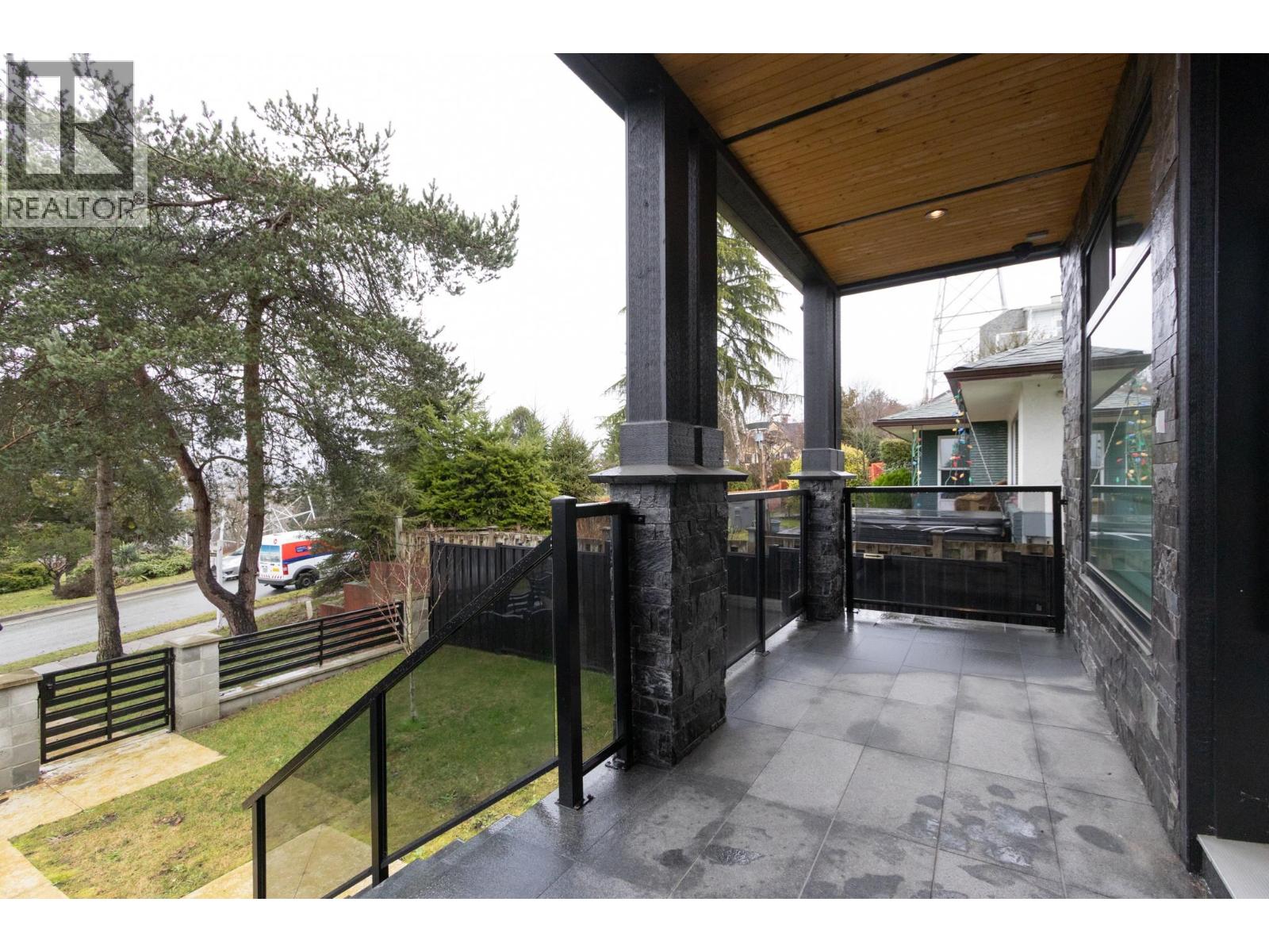 3668 Yale Street, Vancouver, British Columbia  V5K 1C8 - Photo 2 - R3084844