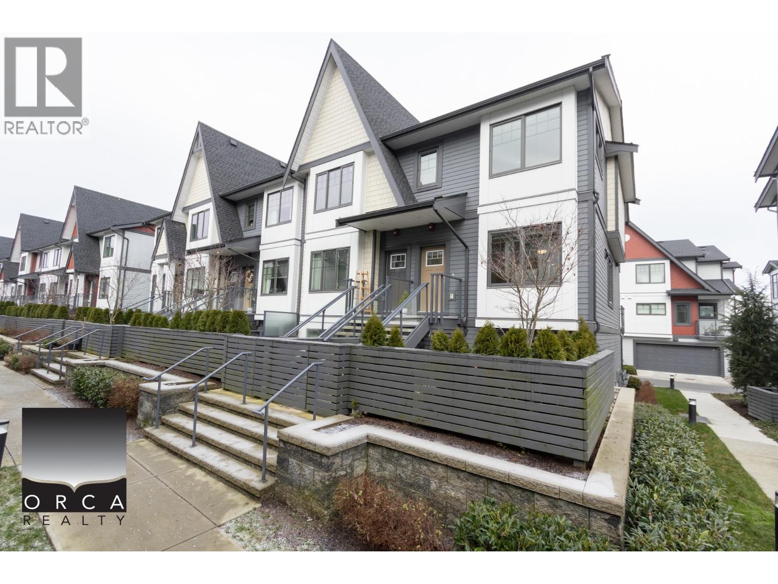 150 19451 Sutton Avenue, Pitt Meadows, British Columbia  V3Y 0G6 - Photo 1 - R3084848