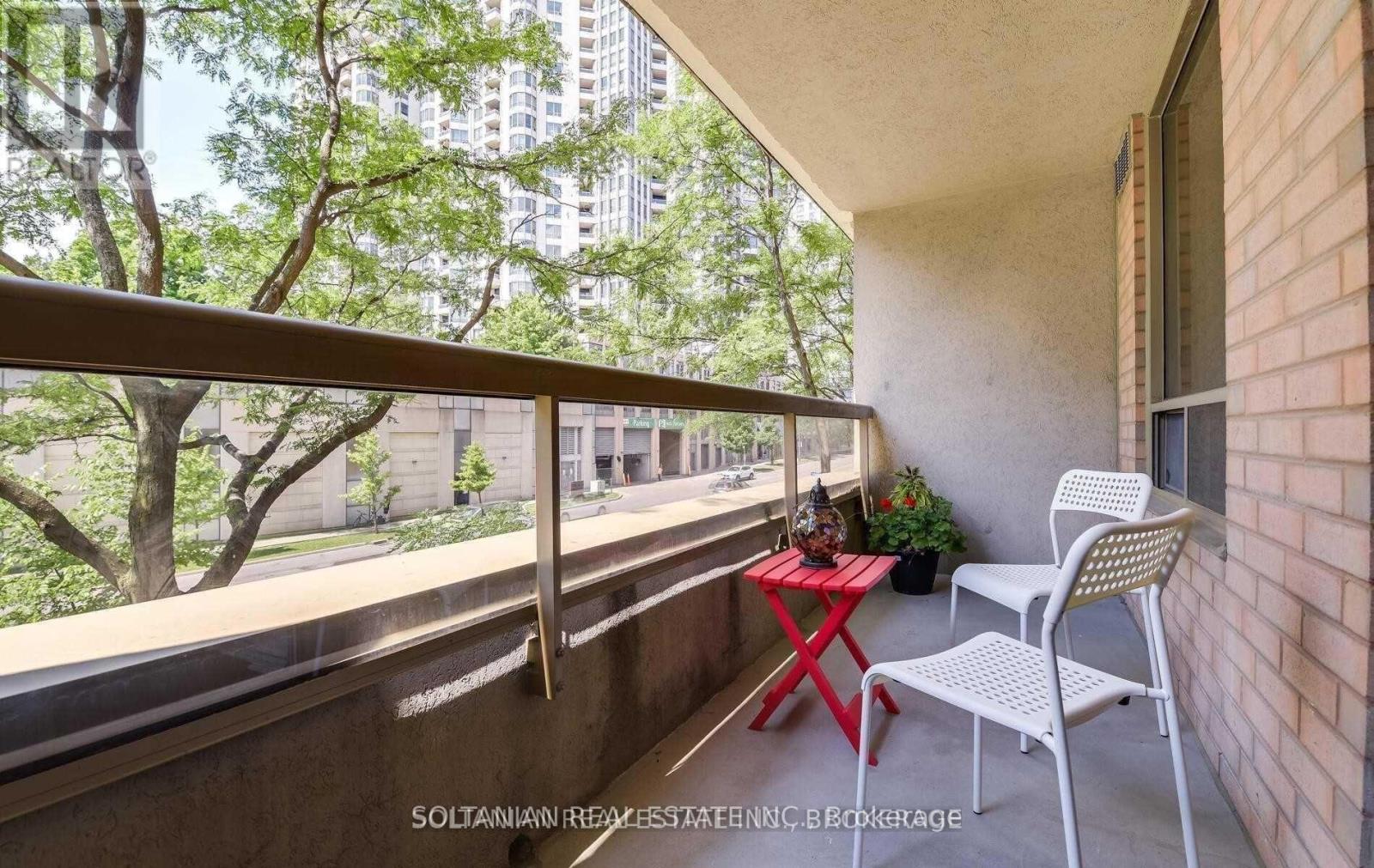 217 - 88 Grandveiw Way, Toronto, Ontario  M2N 6V6 - Photo 14 - C12741870