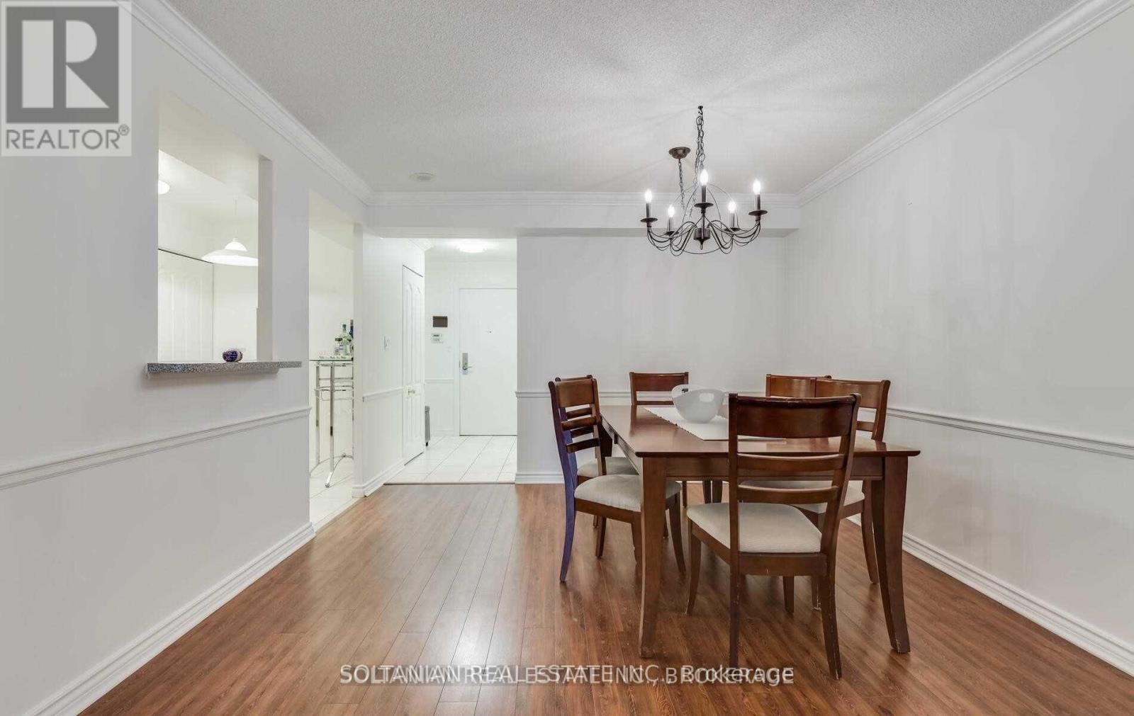 217 - 88 Grandveiw Way, Toronto, Ontario  M2N 6V6 - Photo 4 - C12741870