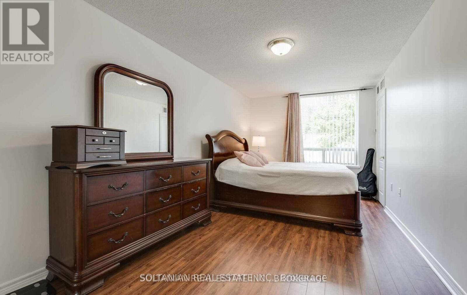 217 - 88 Grandveiw Way, Toronto, Ontario  M2N 6V6 - Photo 8 - C12741870