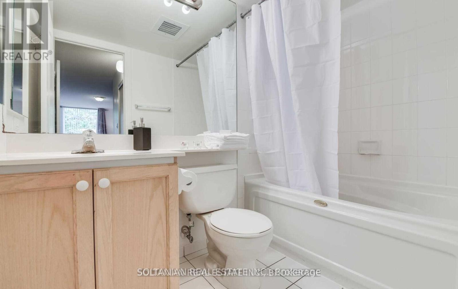 217 - 88 Grandveiw Way, Toronto, Ontario  M2N 6V6 - Photo 9 - C12741870