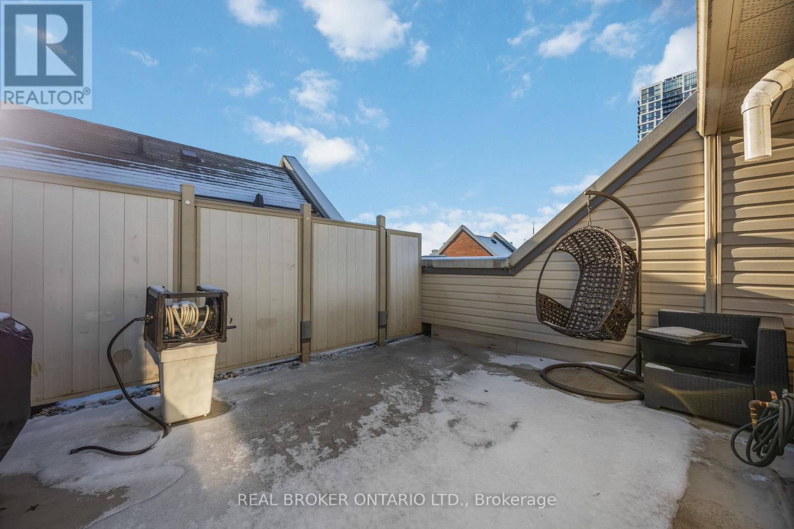 6 - 23 Frances Loring Lane, Toronto, Ontario  M4M 3E8 - Photo 18 - E12741854