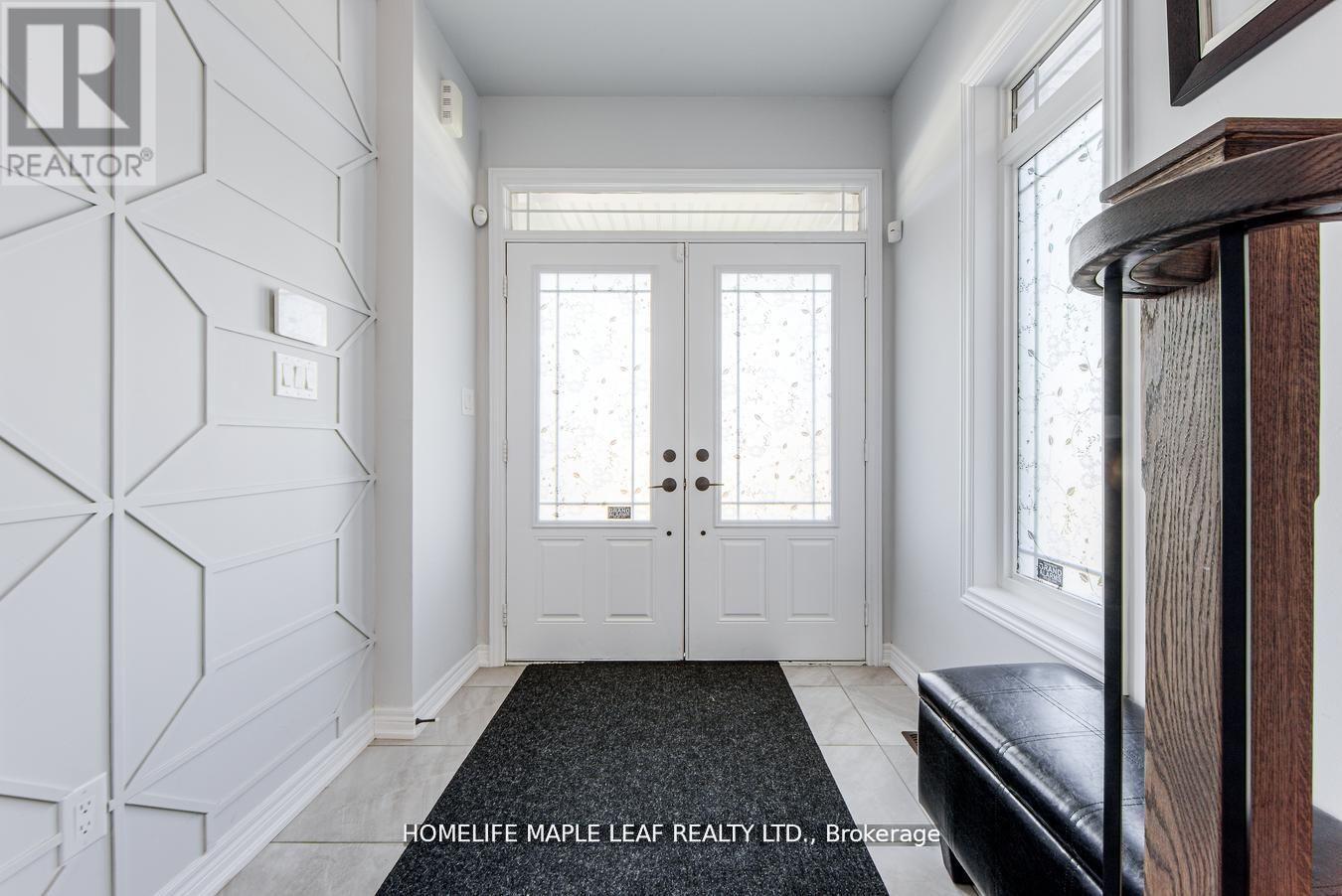 118 Lorne Thomas Place, New Tecumseth, Ontario  L9R 0V8 - Photo 6 - N12741788