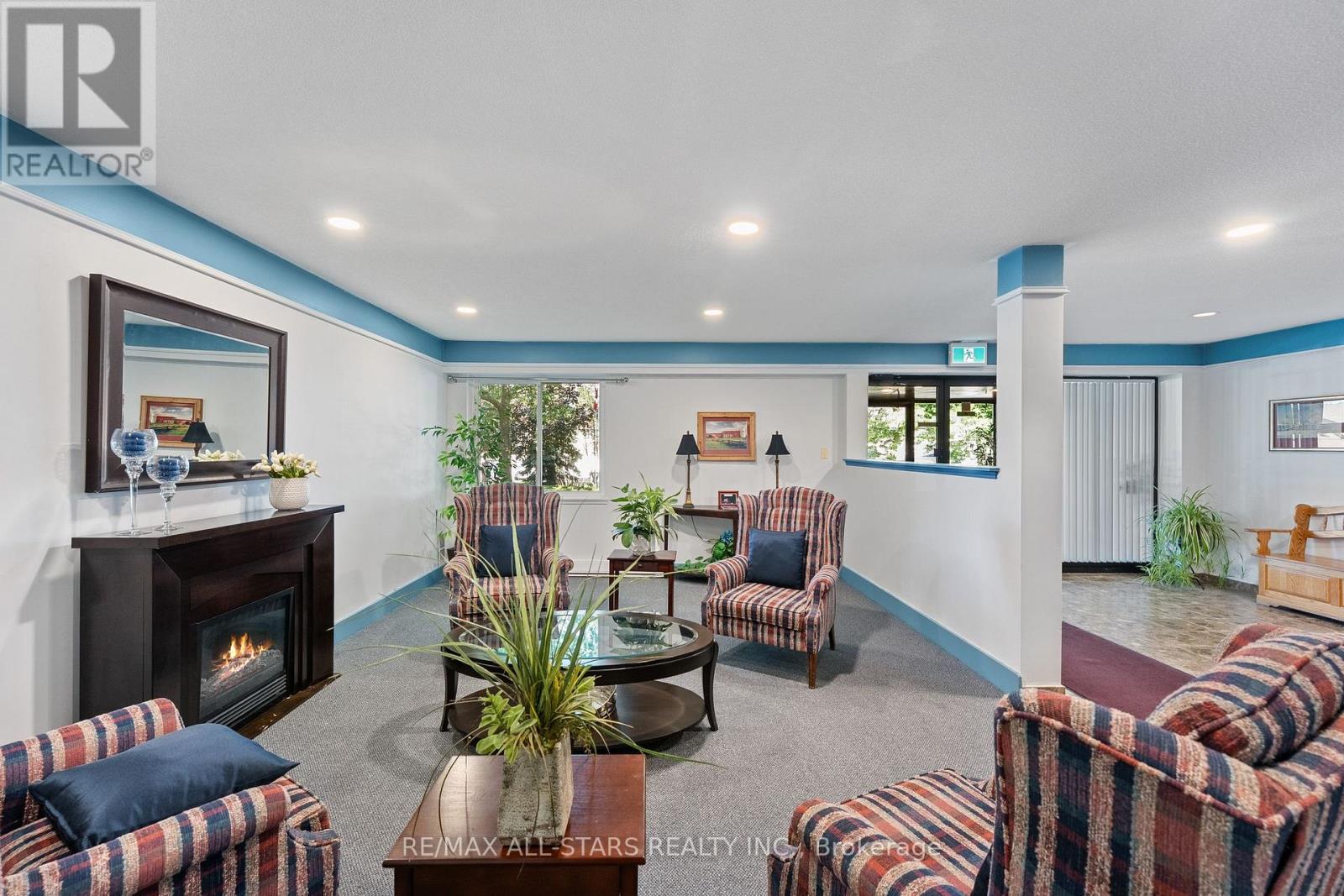 301 - 111 Grew Boulevard, Georgina, Ontario  L0E 1L0 - Photo 29 - N12741828