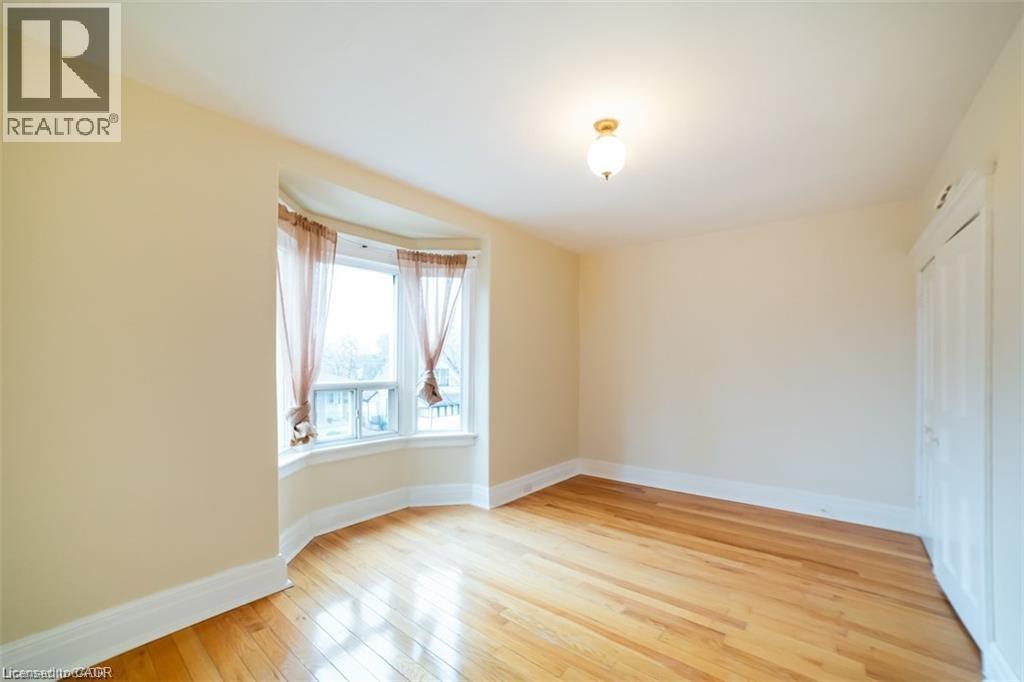 238 Kensington Avenue N Unit# Upper, Hamilton, Ontario  L8L 7N9 - Photo 11 - 40801770