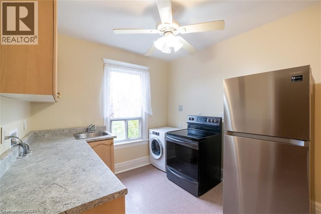 238 Kensington Avenue N Unit# Upper, Hamilton, Ontario  L8L 7N9 - Photo 13 - 40801770