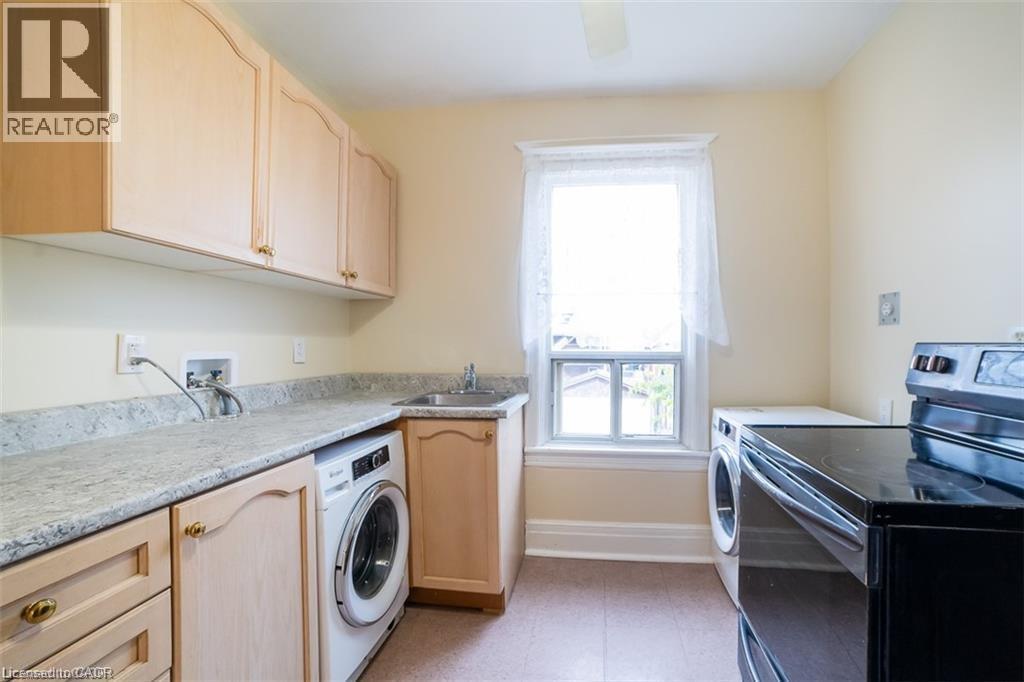 238 Kensington Avenue N Unit# Upper, Hamilton, Ontario  L8L 7N9 - Photo 14 - 40801770