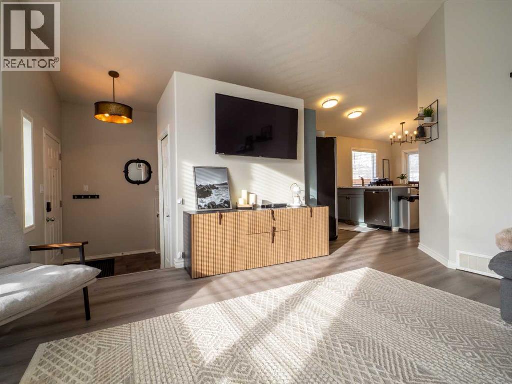 263 Mt Sunburst Way W, Lethbridge, Alberta  T1K 2S3 - Photo 8 - A2282645