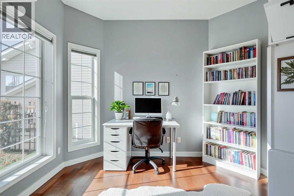 107 Sierra Nevada Close Sw, Calgary, Alberta  T3H 3H7 - Photo 3 - A2267673