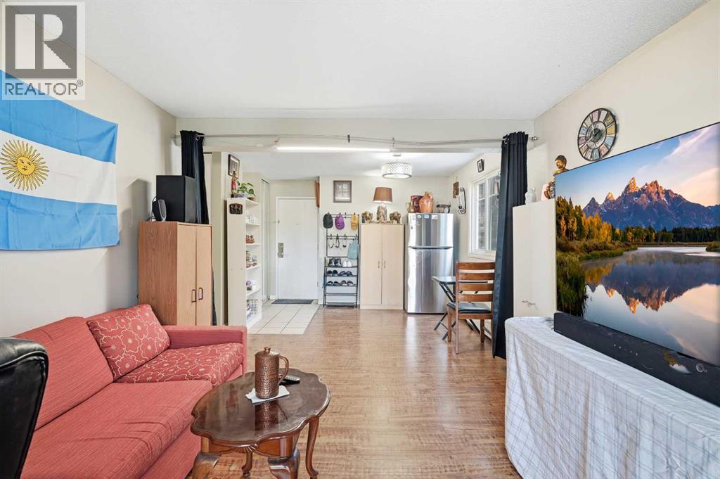 301c, 5601 Dalton Drive Nw, Calgary, Alberta  T3A 2E2 - Photo 3 - A2278378