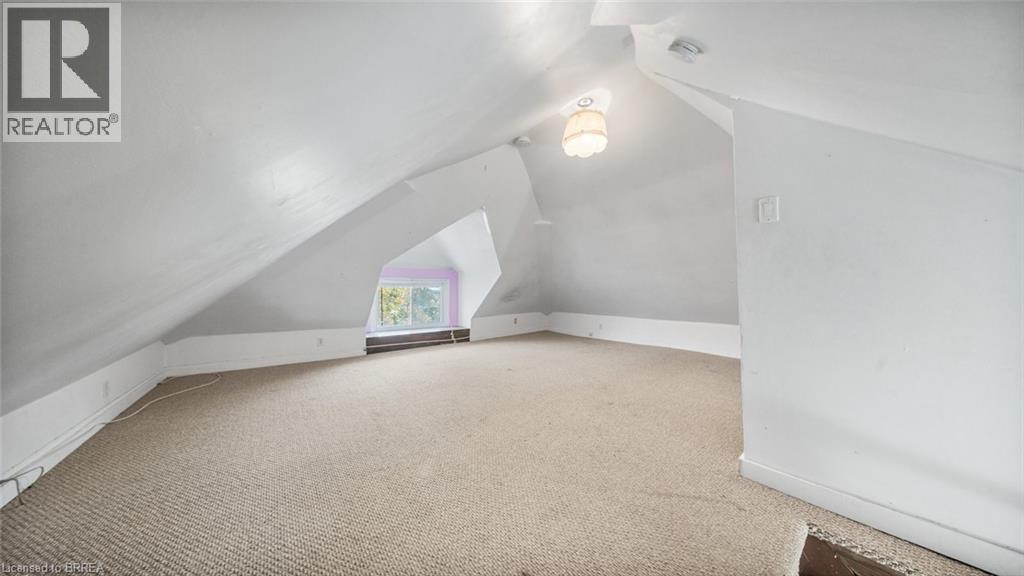 47 Grey Street, Brantford, Ontario  N3T 2T1 - Photo 15 - 40786593