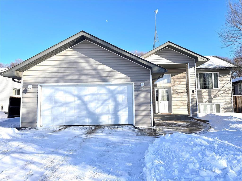 9 Promenade Jeanne Drive, La Broquerie, Manitoba  R0A 0W0 - Photo 0 - 202529120